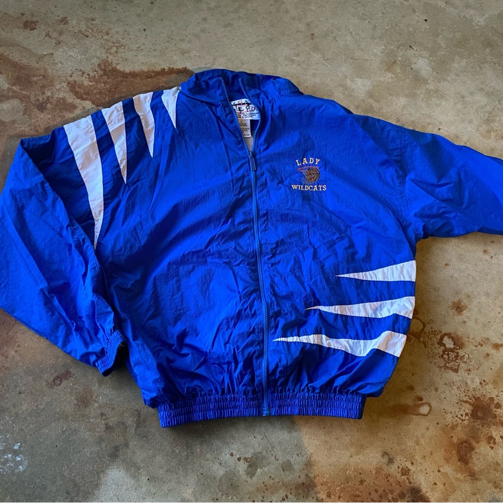 Vintage sports zip up